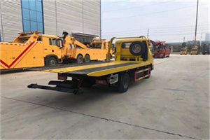 杜集非事故拖车